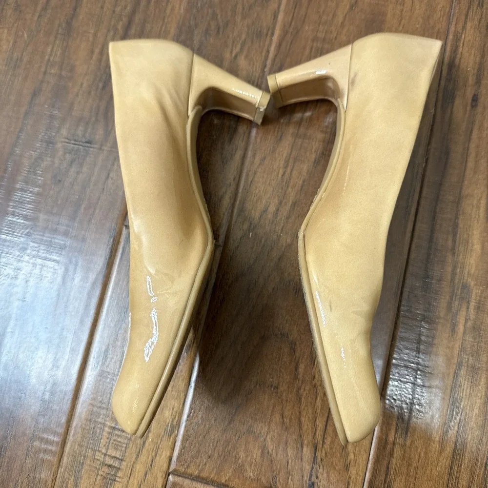 Stuart Weitzman stuart weitzman